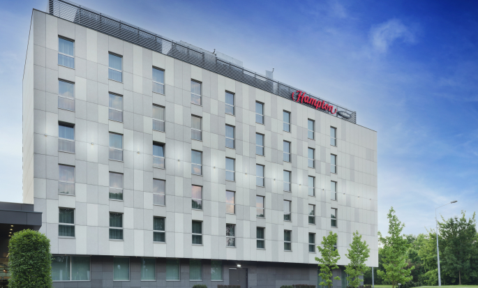 Hotel Hampton by Hilton Krakow, Polska – Fasada hotelu